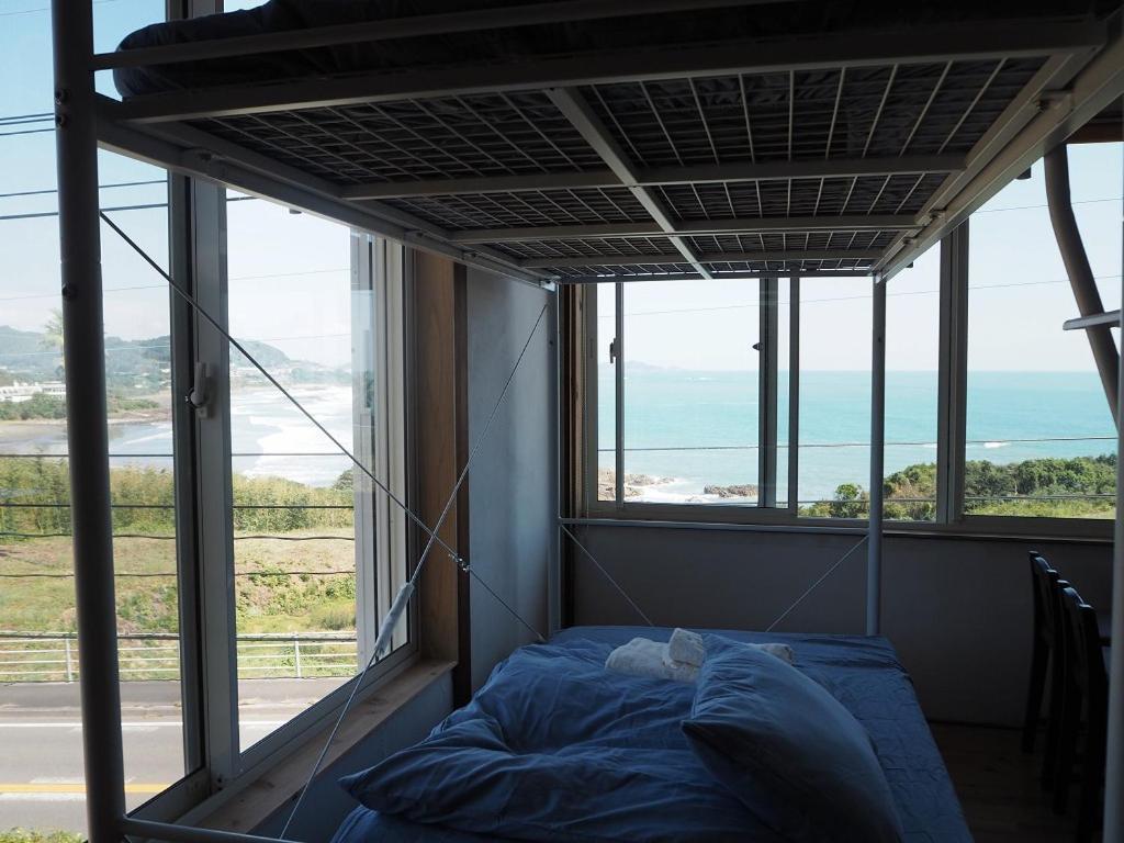 Guesthouse ＆ Beach Cafe Fuego Hyuga Exterior photo