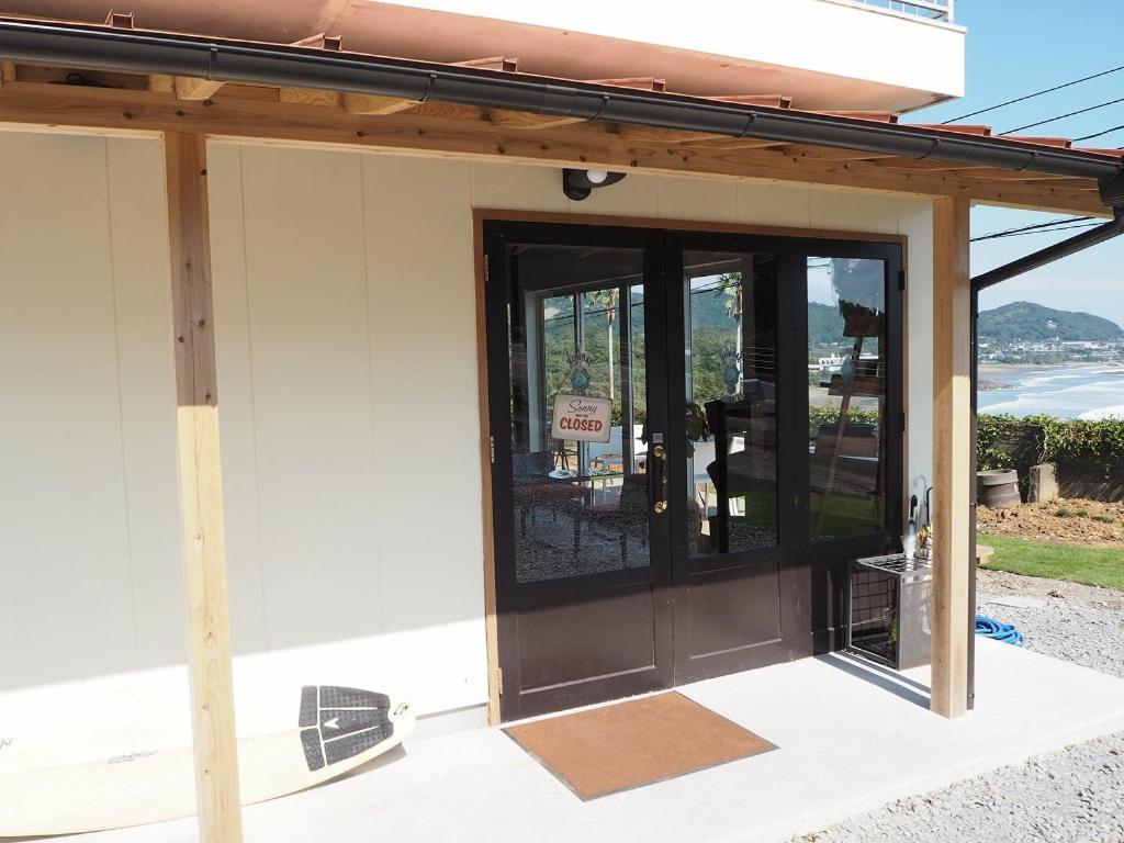 Guesthouse ＆ Beach Cafe Fuego Hyuga Exterior photo